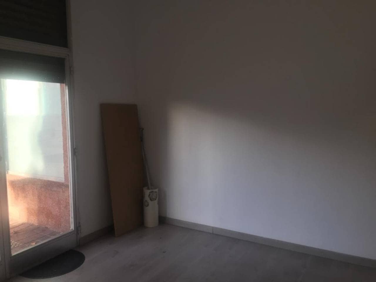 Erhverv til salg i Bilbao - € 120.000 (Ref: 6547804)