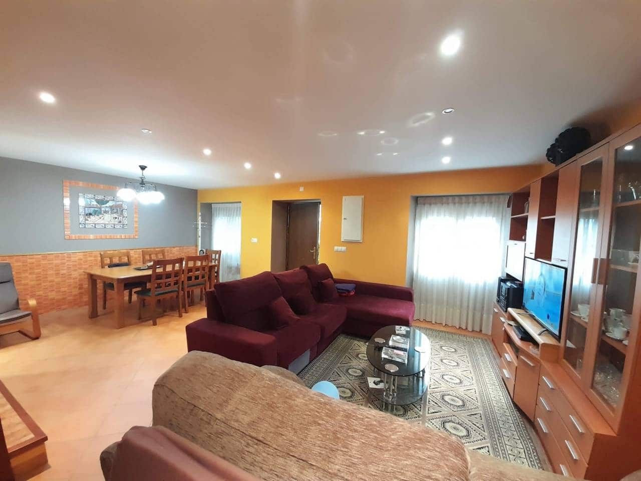 6 soveværelse Byhus til salg i Ramales de la Victoria med swimmingpool - € 268.000 (Ref: 6590683)