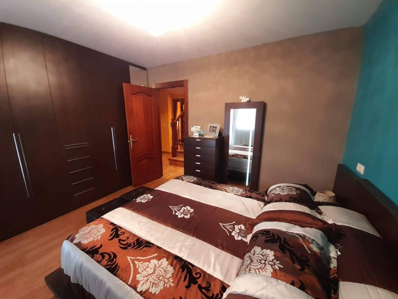 6 soveværelse Byhus til salg i Ramales de la Victoria med swimmingpool - € 268.000 (Ref: 6590683)