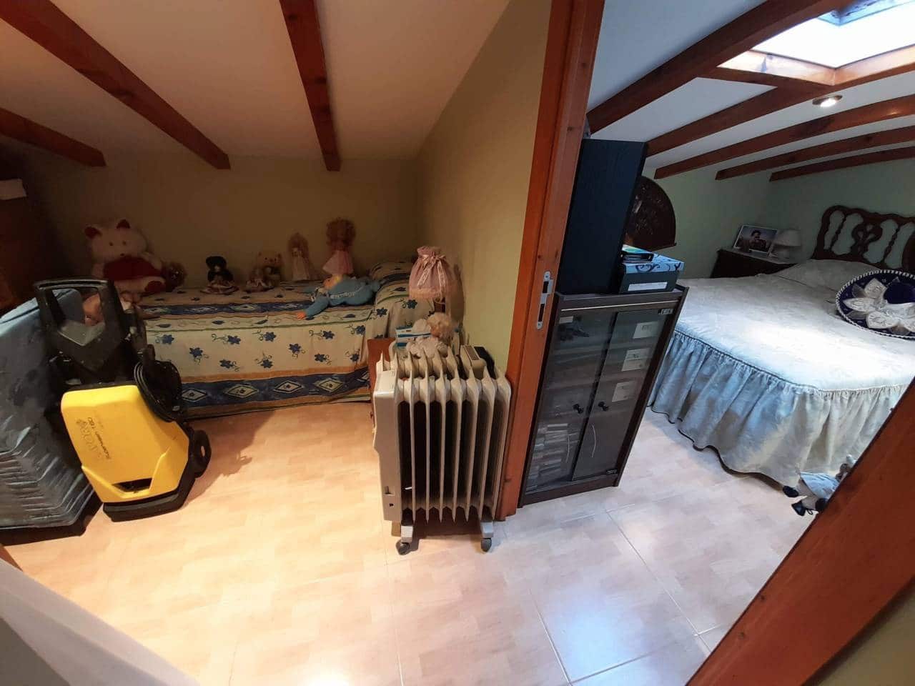 6 soveværelse Byhus til salg i Ramales de la Victoria med swimmingpool - € 268.000 (Ref: 6590683)