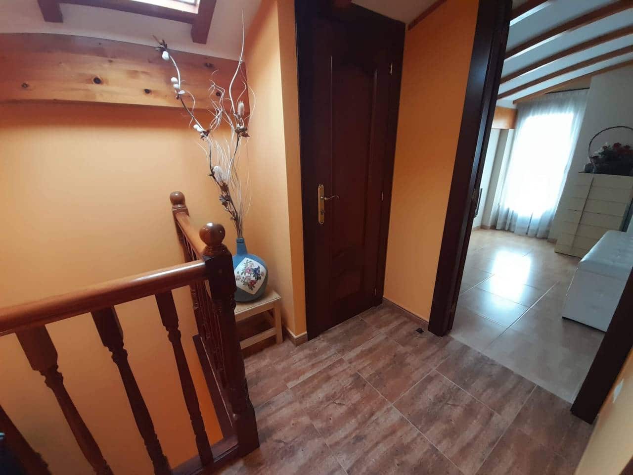 6 soveværelse Byhus til salg i Ramales de la Victoria med swimmingpool - € 268.000 (Ref: 6590683)