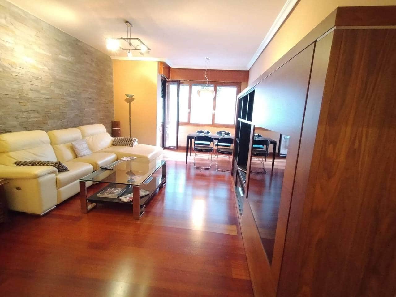 3 bedroom Flat for rent in Bilbao with garage - € 1,950 (Ref: 6637862)