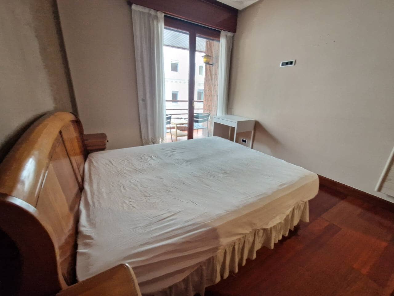 3 bedroom Flat for rent in Bilbao with garage - € 1,950 (Ref: 6637862)