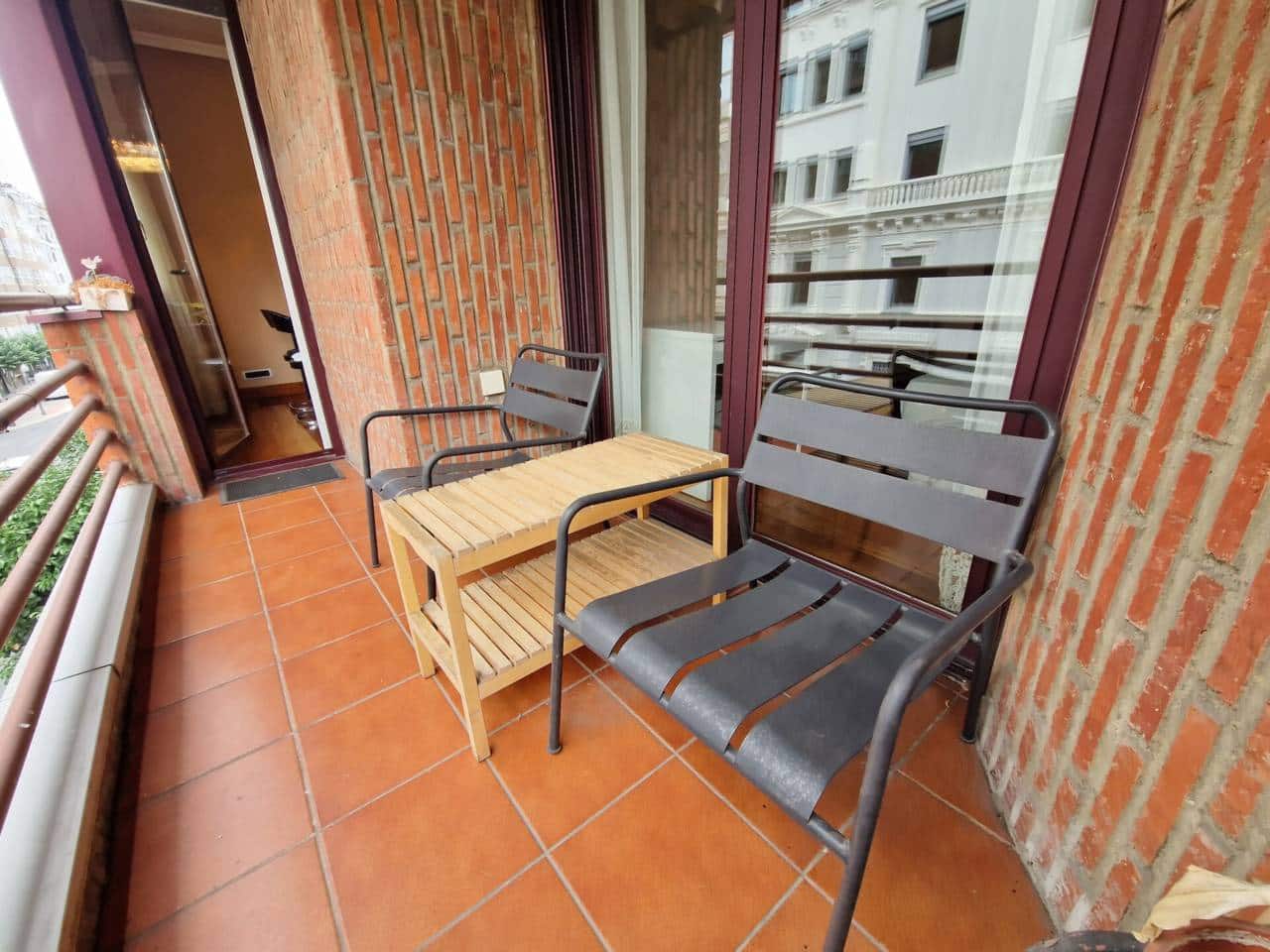 3 bedroom Flat for rent in Bilbao with garage - € 1,950 (Ref: 6637862)