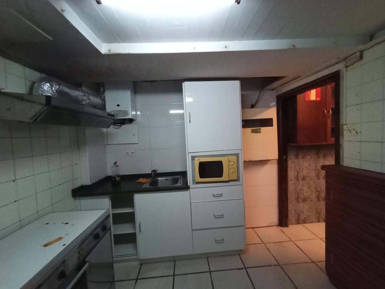 Commercial for sale in Bilbao - € 59,000 (Ref: 6667272)