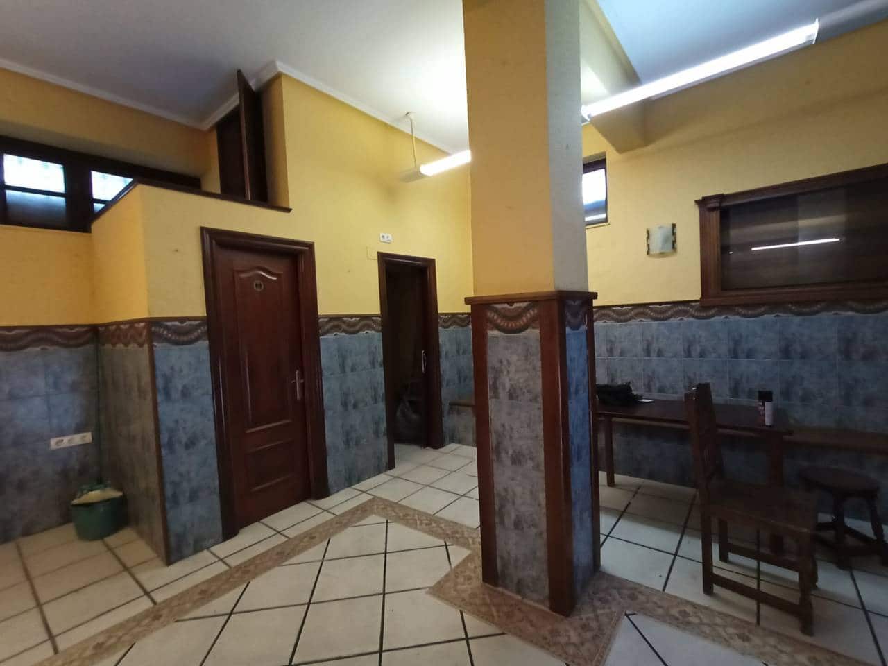 Commercial for sale in Bilbao - € 59,000 (Ref: 6667272)