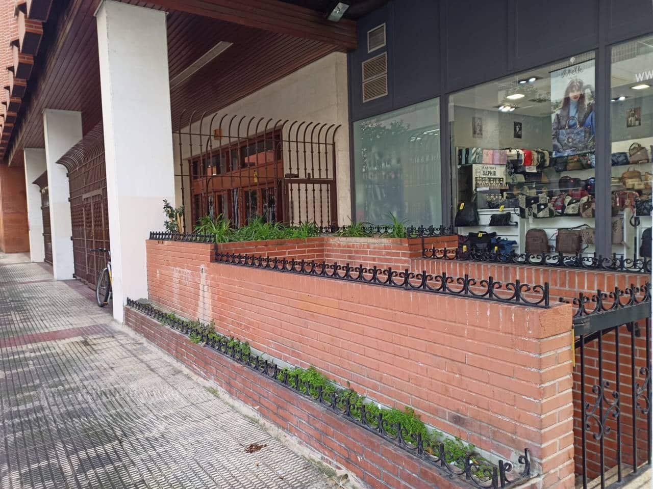 Garage til salg i Bilbao - € 54.000 (Ref: 6749137)