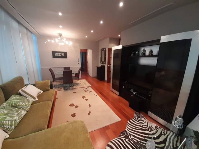 2 slaapkamer Flat te koop in Bilbao - € 645.000 (Ref: 6872703)