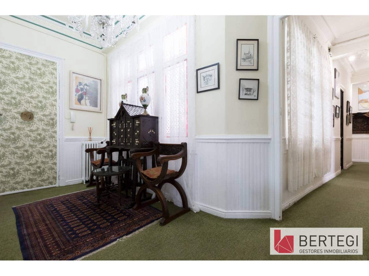 8 soveværelse Lejlighed til salg i Bilbao - € 840.000 (Ref: 6940111)