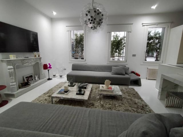 3 soveværelse Lejlighed til salg i Bilbao - € 695.000 (Ref: 6974948)