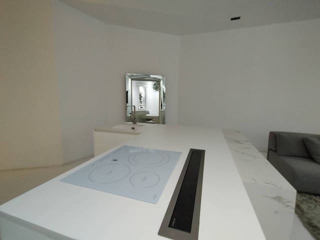 3 soveværelse Lejlighed til salg i Bilbao - € 695.000 (Ref: 6974948)