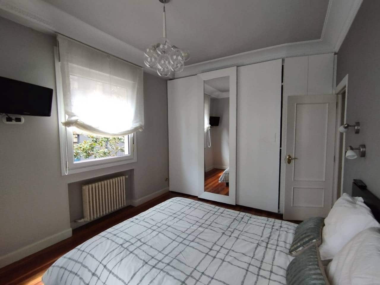 Appartement de 3 chambres à louer à Bilbao - 1 375 € (Ref: 6993855)