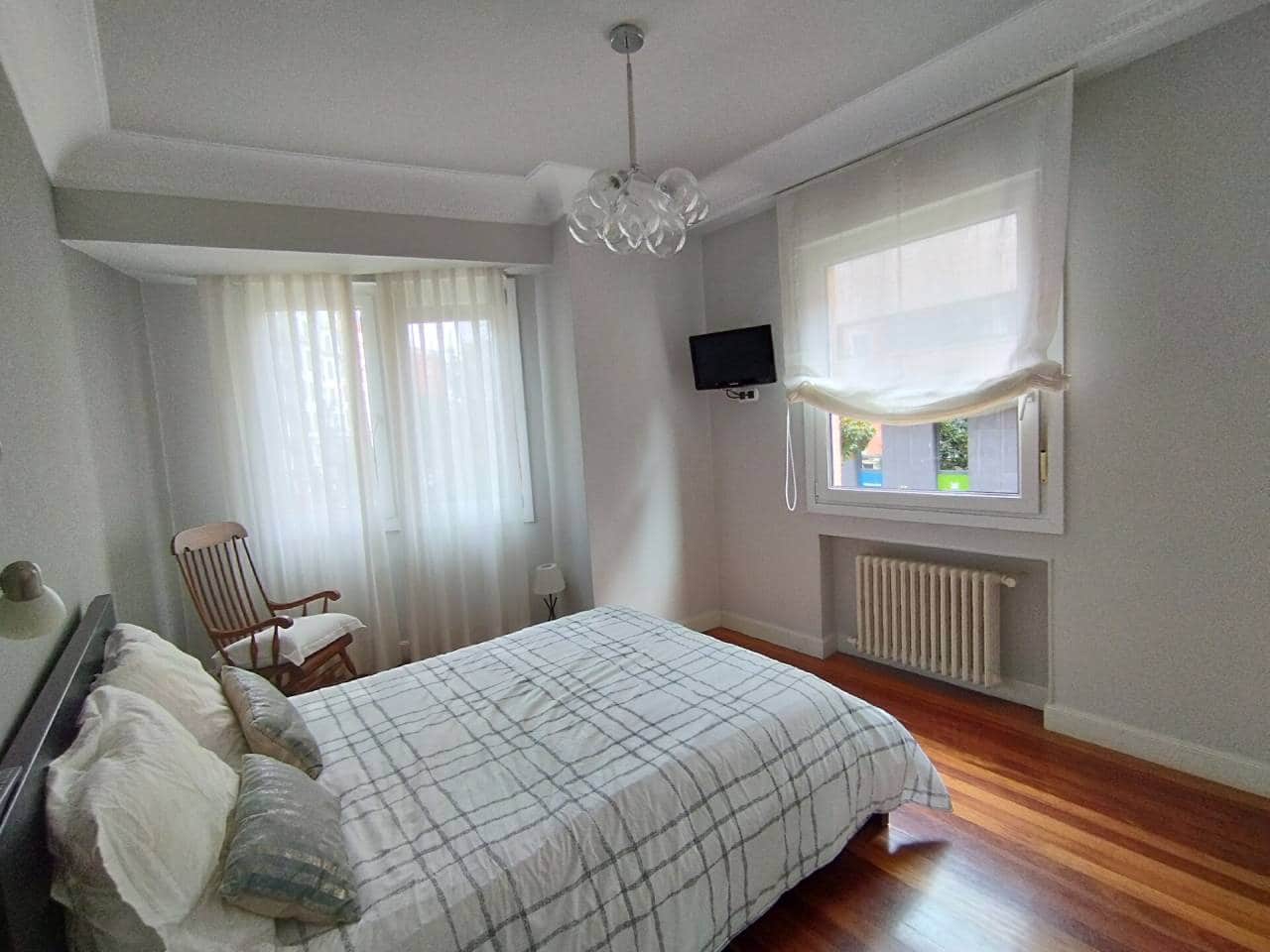 Appartement de 3 chambres à louer à Bilbao - 1 375 € (Ref: 6993855)