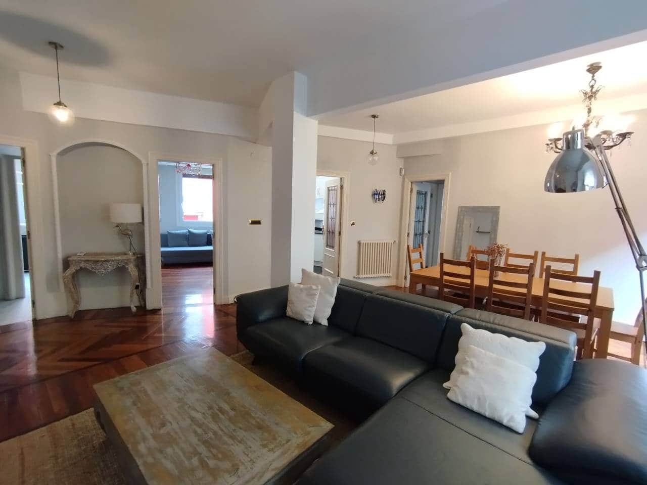 Appartement de 3 chambres à louer à Bilbao - 1 375 € (Ref: 6993855)