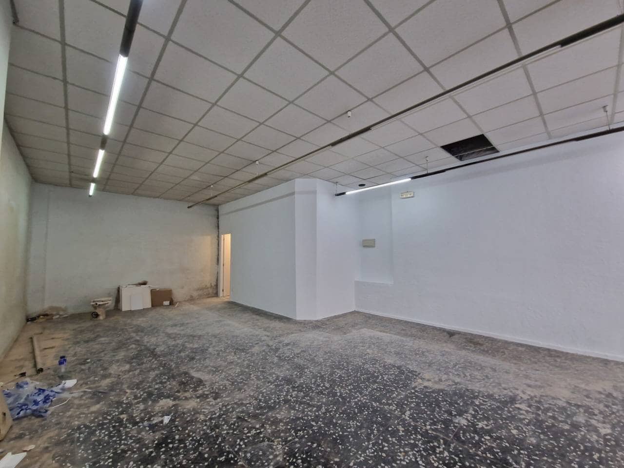 Kommersiell til salgs i Bilbao - € 310 000 (Ref: 7130095)