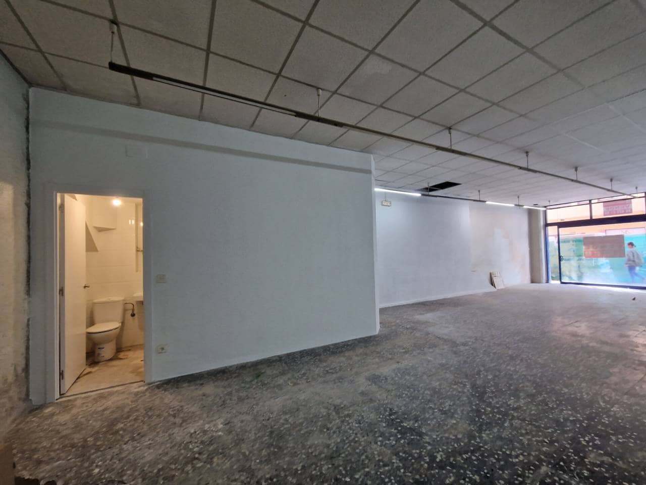 Kommersiell til salgs i Bilbao - € 310 000 (Ref: 7130095)