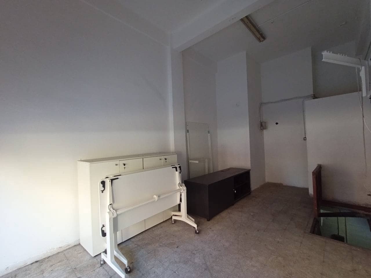 Kommersiell til salgs i Bilbao - € 98 000 (Ref: 7175983)