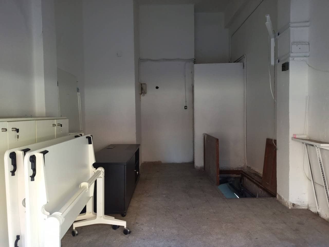 Kommersiell til salgs i Bilbao - € 98 000 (Ref: 7175983)