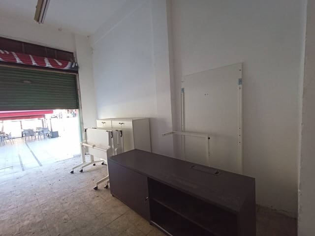 Commercial for sale in Bilbao - € 98,000 (Ref: 7175983)