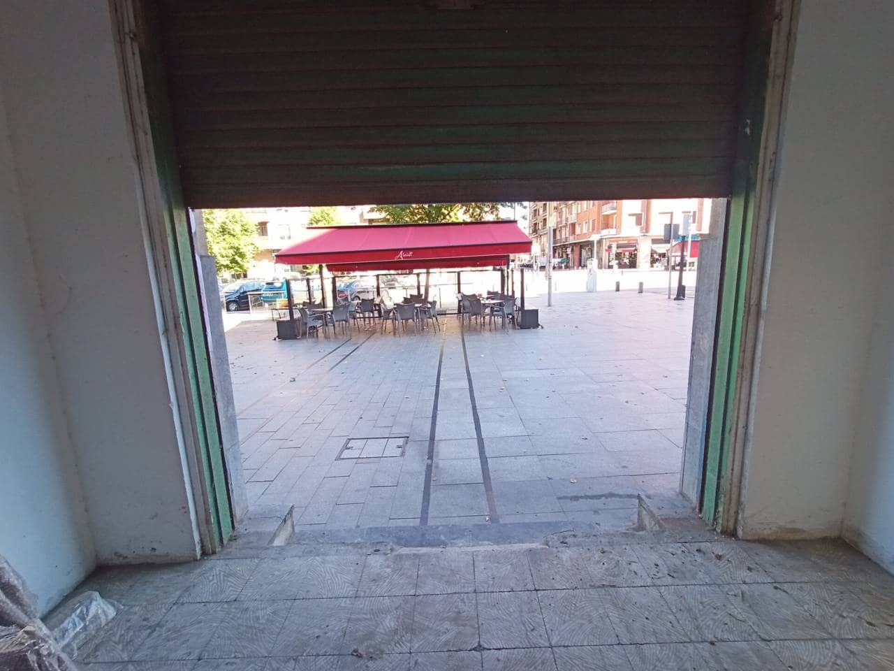 Kommersiell til salgs i Bilbao - € 98 000 (Ref: 7175983)