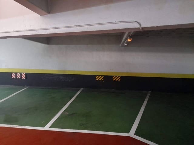 Garage til salg i Bilbao - € 29.000 (Ref: 7395494)