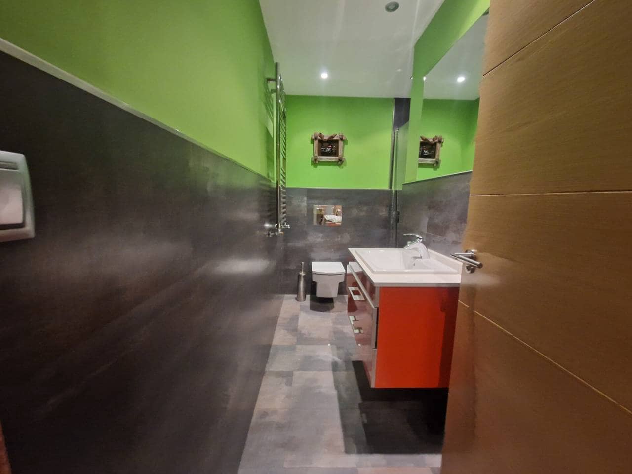 Erhverv til leje i Bilbao - € 1.900 (Ref: 7419284)