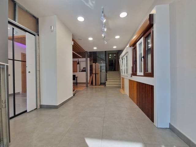 Commercial for rent in Bilbao - € 1,900 (Ref: 7419284)