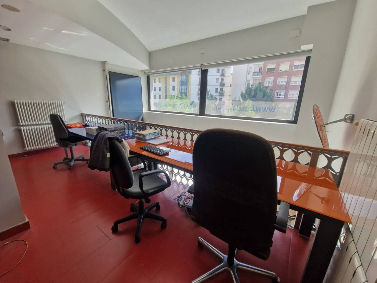 Erhverv til leje i Bilbao - € 1.900 (Ref: 7419284)