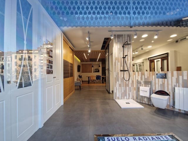 Commercial for rent in Bilbao - € 1,900 (Ref: 7419284)