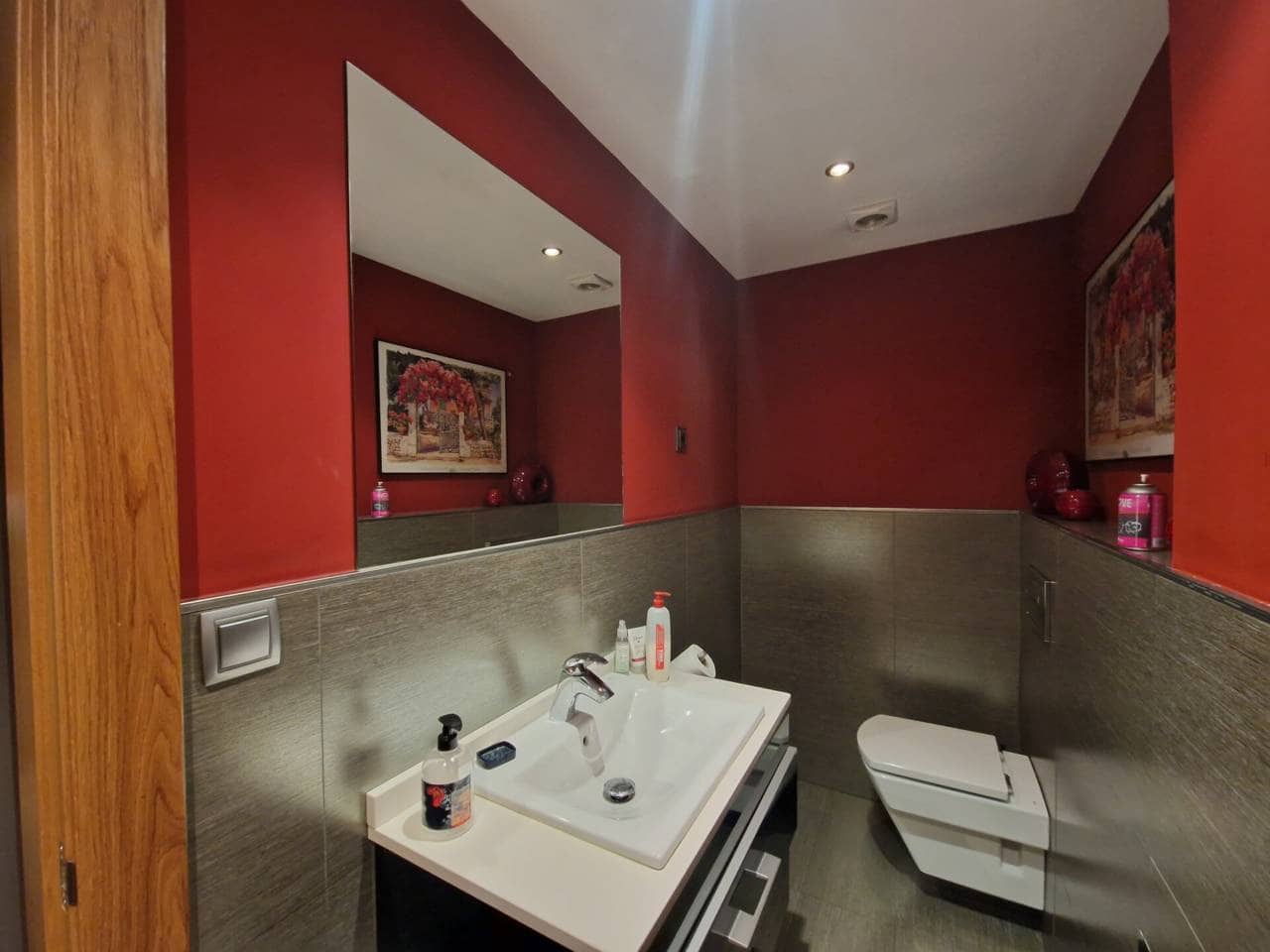 Erhverv til salg i Bilbao - € 320.000 (Ref: 7419285)