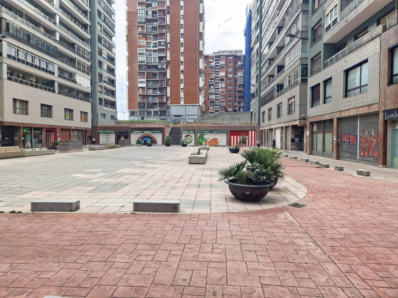 Local Commercial à louer à Bilbao - 3 500 € (Ref: 7449415)