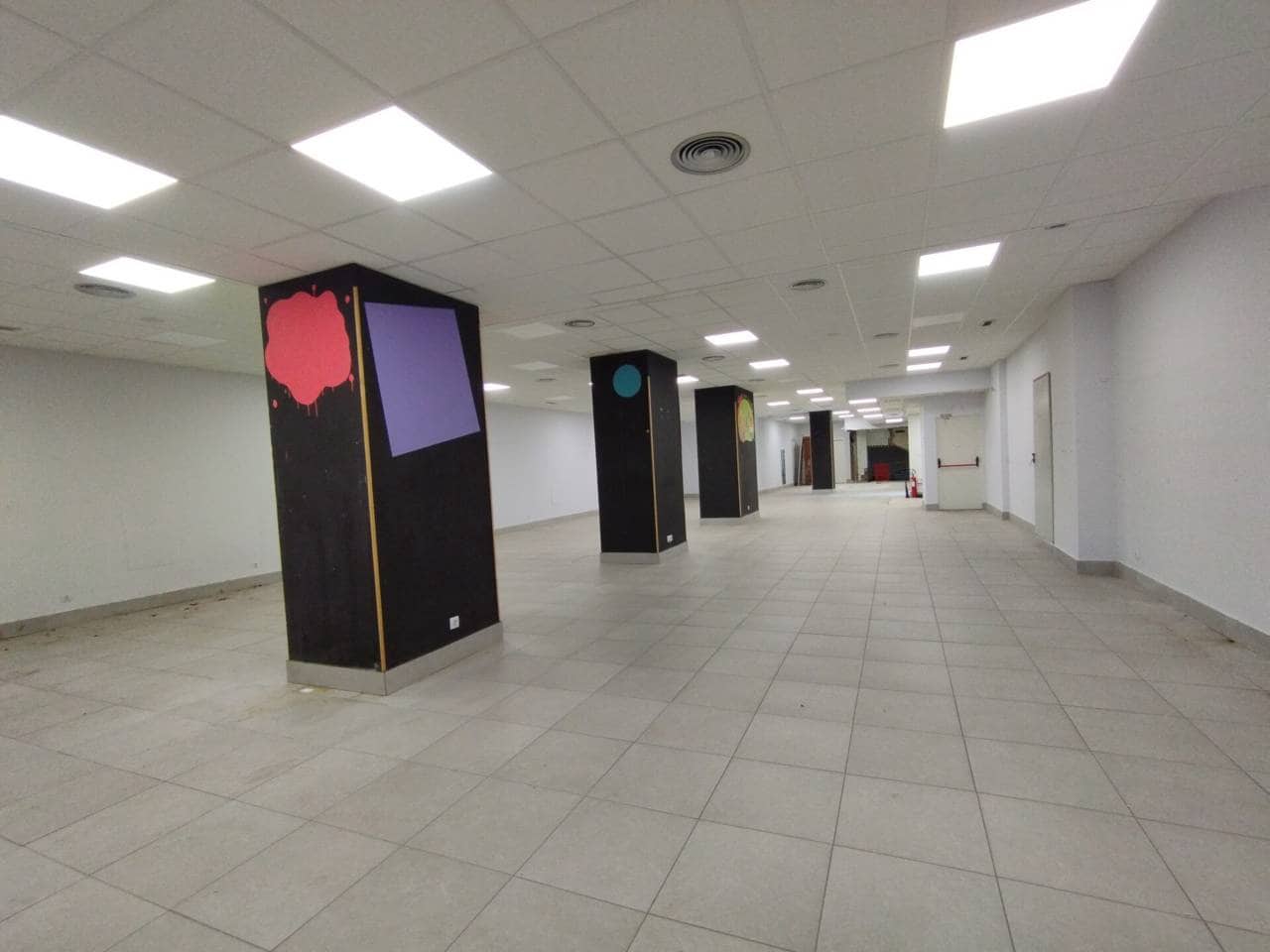 Local Commercial à louer à Bilbao - 3 500 € (Ref: 7449415)