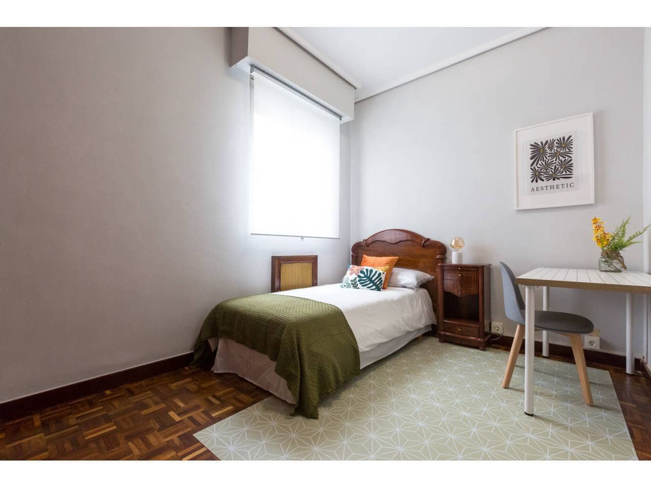 3 bedroom Flat for rent in Bilbao - € 1,290 (Ref: 7645755)