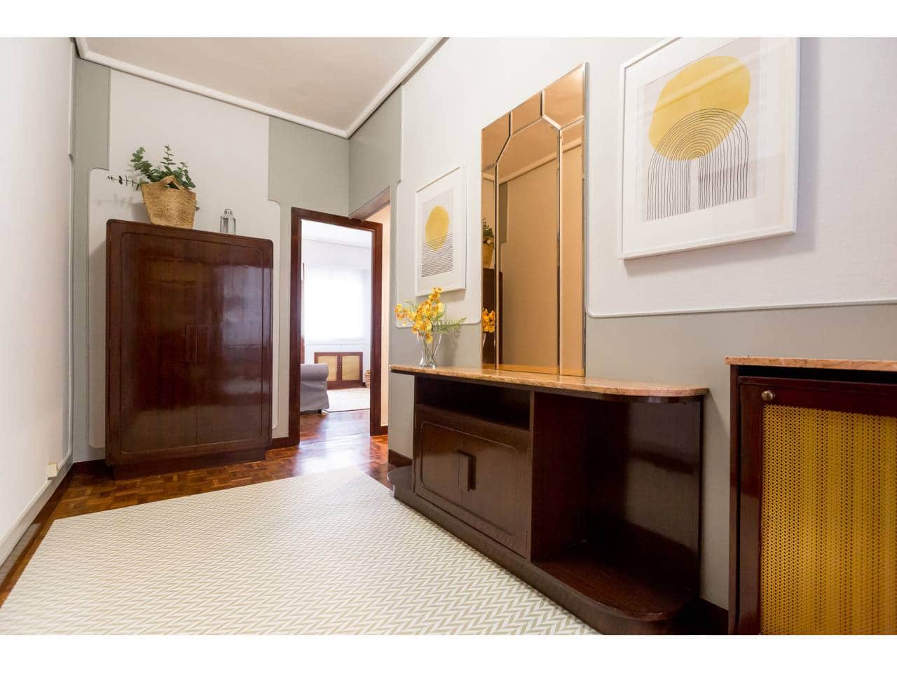 3 bedroom Flat for rent in Bilbao - € 1,290 (Ref: 7645755)