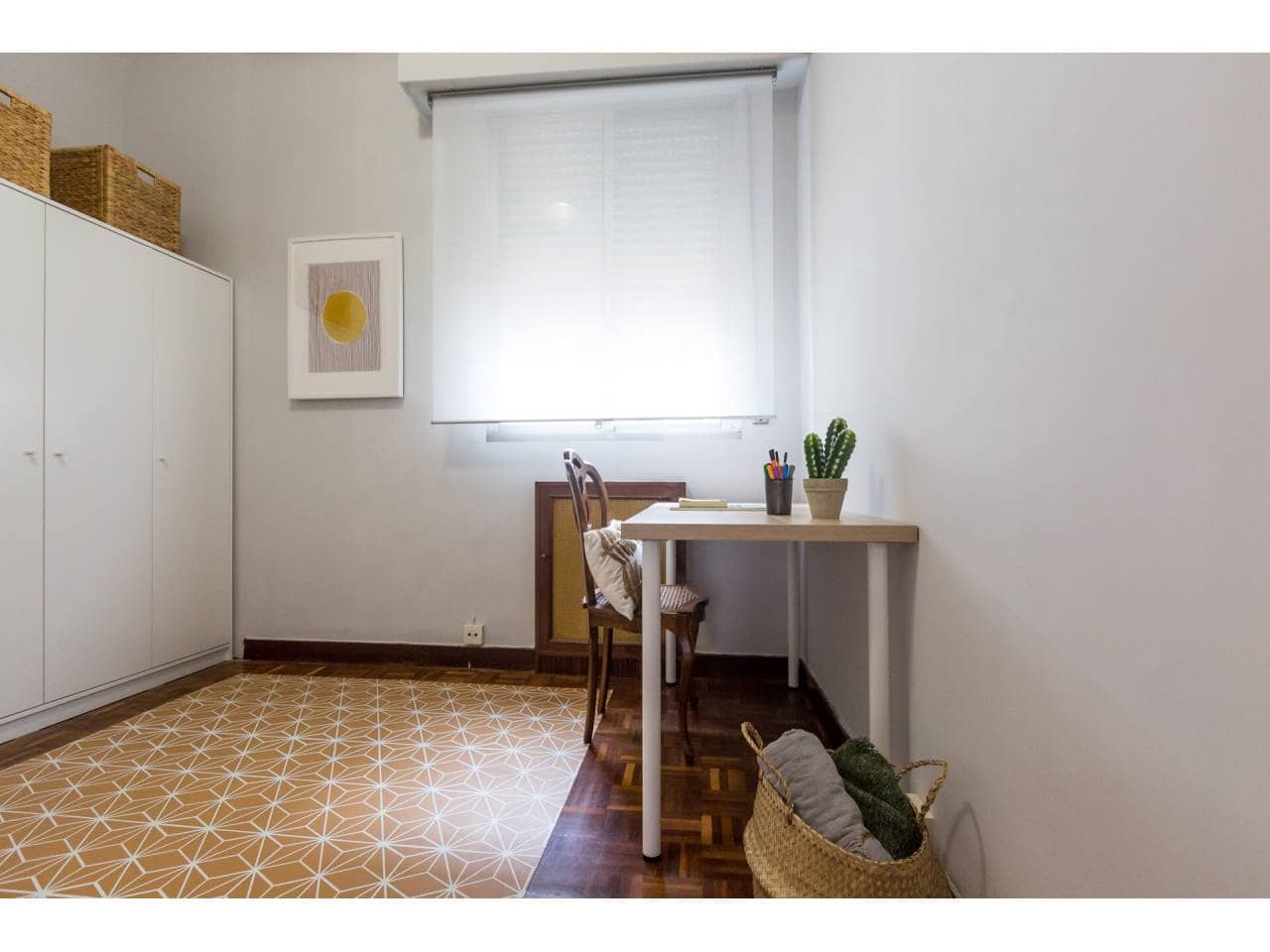 3 bedroom Flat for rent in Bilbao - € 1,290 (Ref: 7645755)
