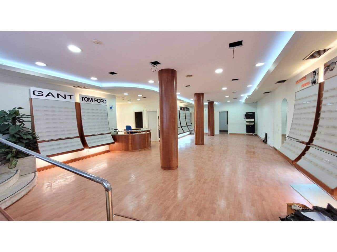 Komercyjne na sprzedaż w Bilbao - 990 000 € (Ref: 7773381)