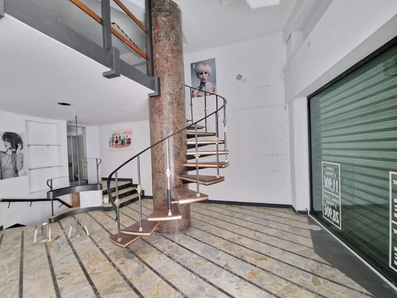 Erhverv til salg i Bilbao - € 270.000 (Ref: 7847325)