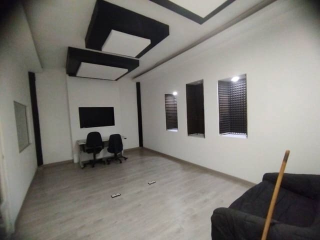 Commercial for rent in Bilbao - € 500 (Ref: 8044584)