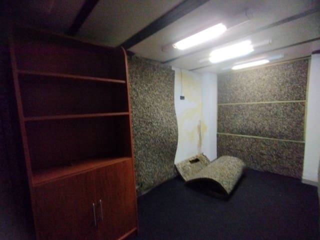 Commercial for rent in Bilbao - € 500 (Ref: 8044584)