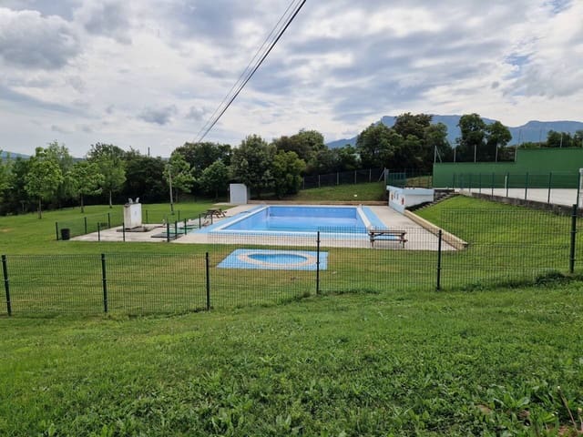 7 bedroom Villa for sale in Valle de Mena with pool garage - € 535,000 (Ref: 8215485)