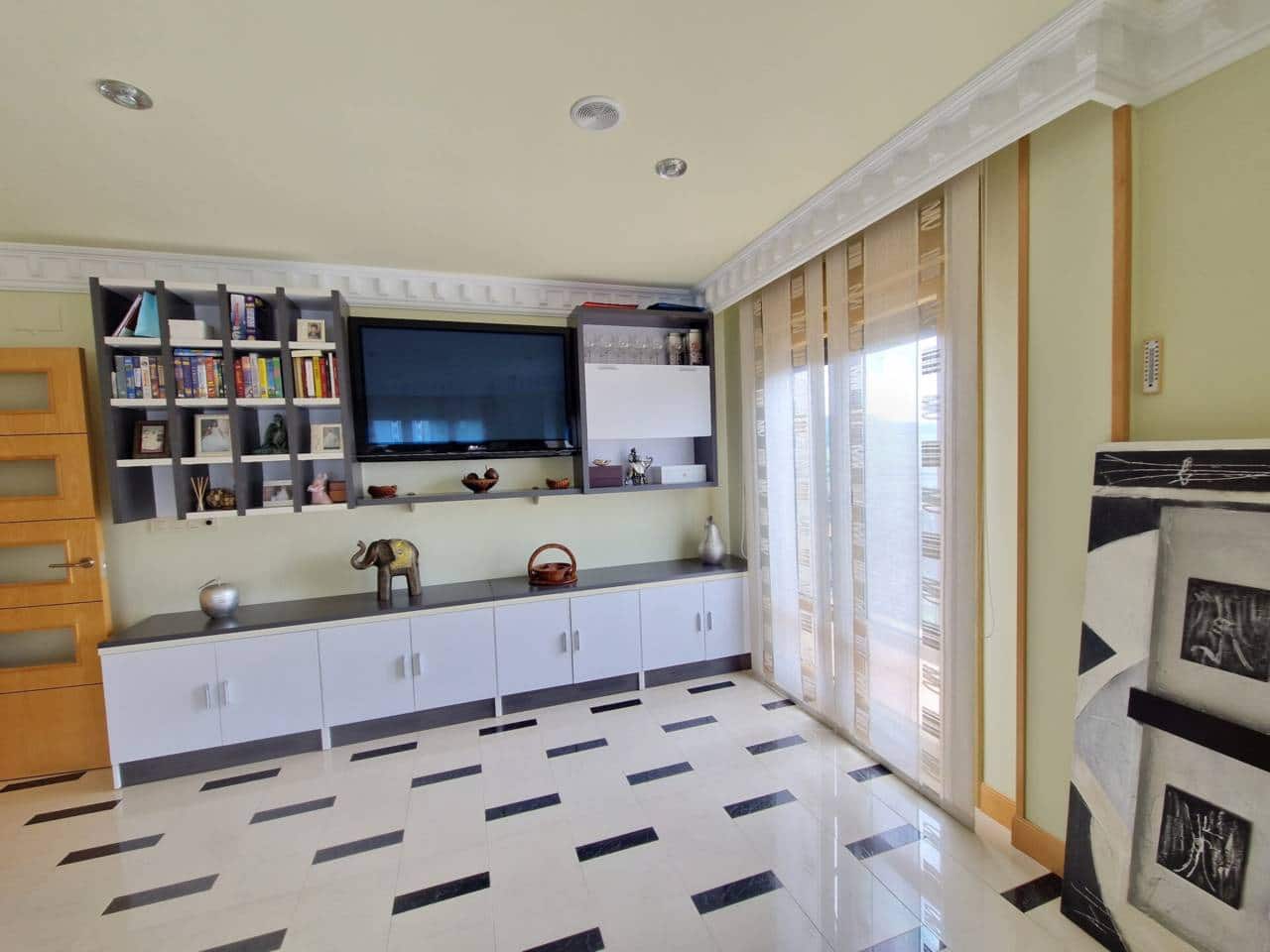 7 soveværelse Villa til salg i Valle de Mena med swimmingpool garage - € 535.000 (Ref: 8215485)