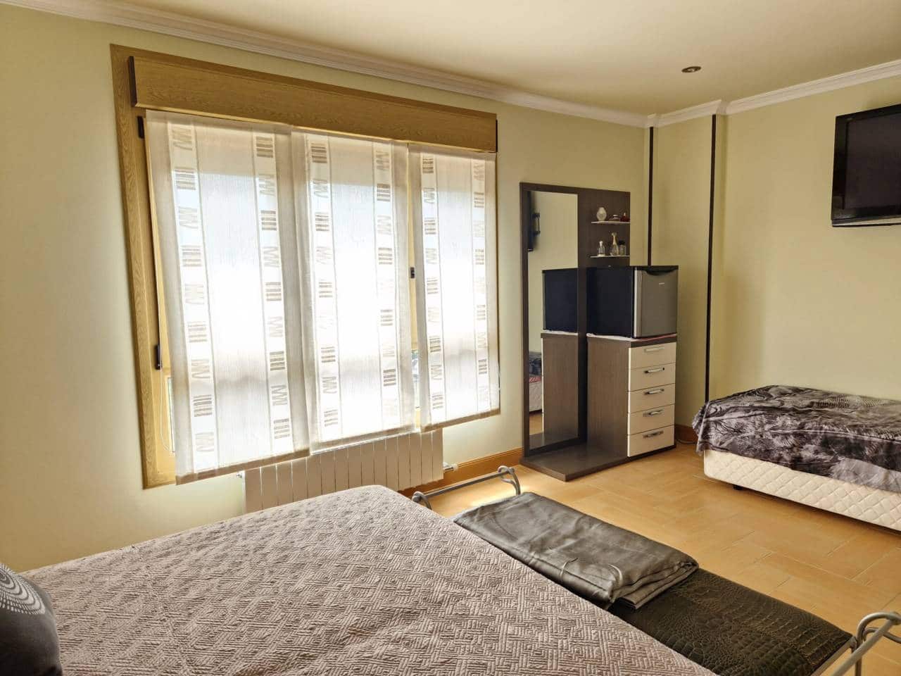 7 soveværelse Villa til salg i Valle de Mena med swimmingpool garage - € 535.000 (Ref: 8215485)