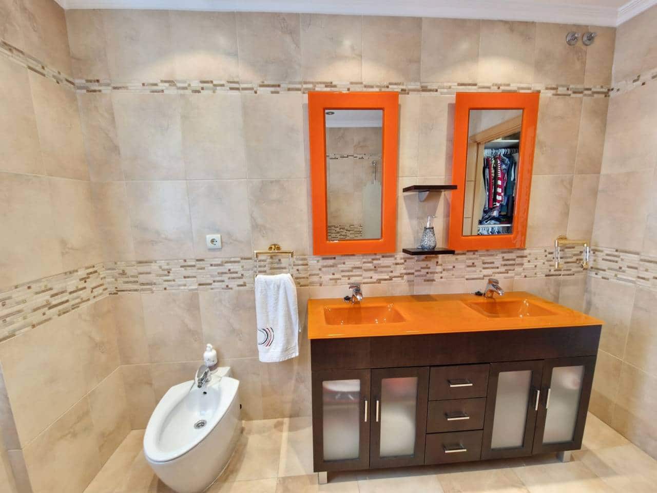 7 soveværelse Villa til salg i Valle de Mena med swimmingpool garage - € 535.000 (Ref: 8215485)