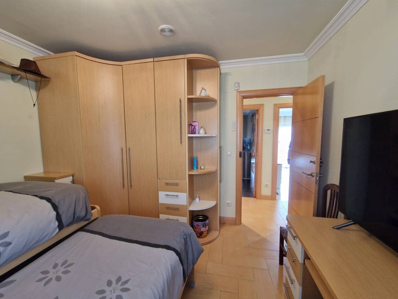 7 soveværelse Villa til salg i Valle de Mena med swimmingpool garage - € 535.000 (Ref: 8215485)