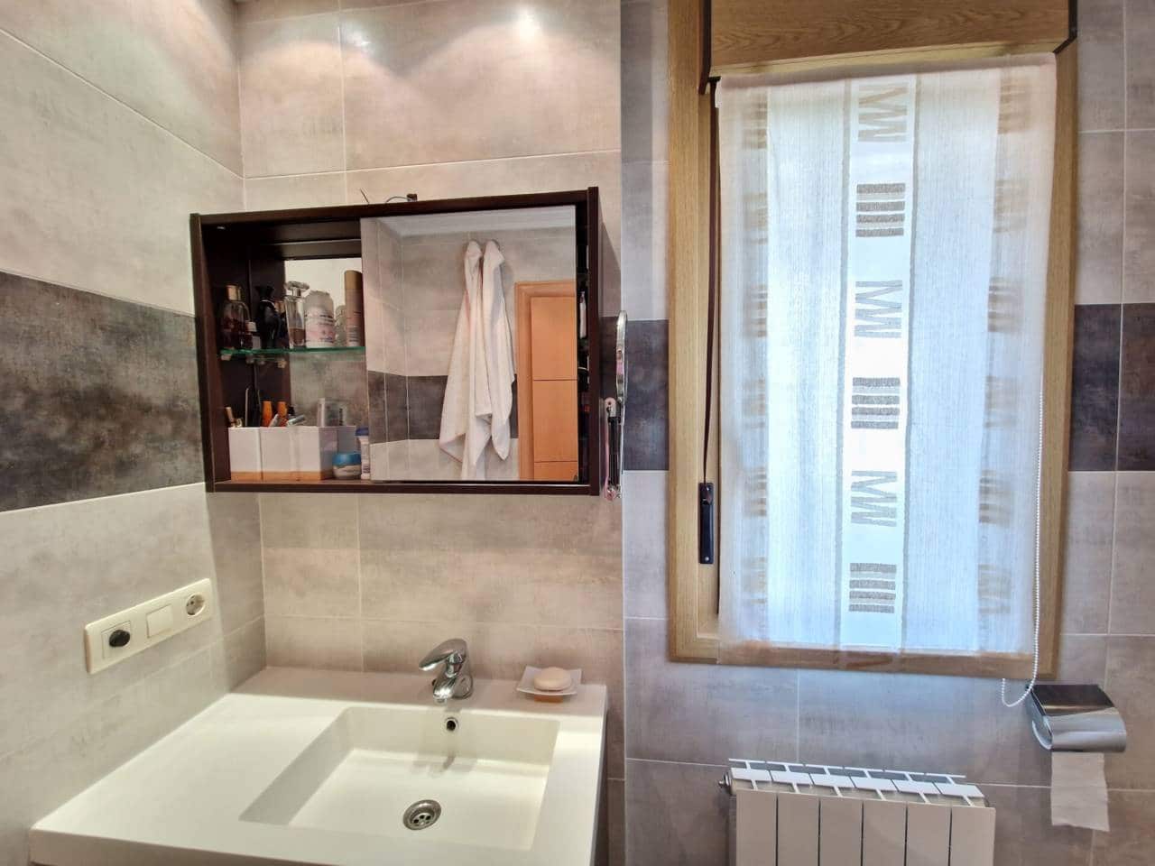 7 soveværelse Villa til salg i Valle de Mena med swimmingpool garage - € 535.000 (Ref: 8215485)