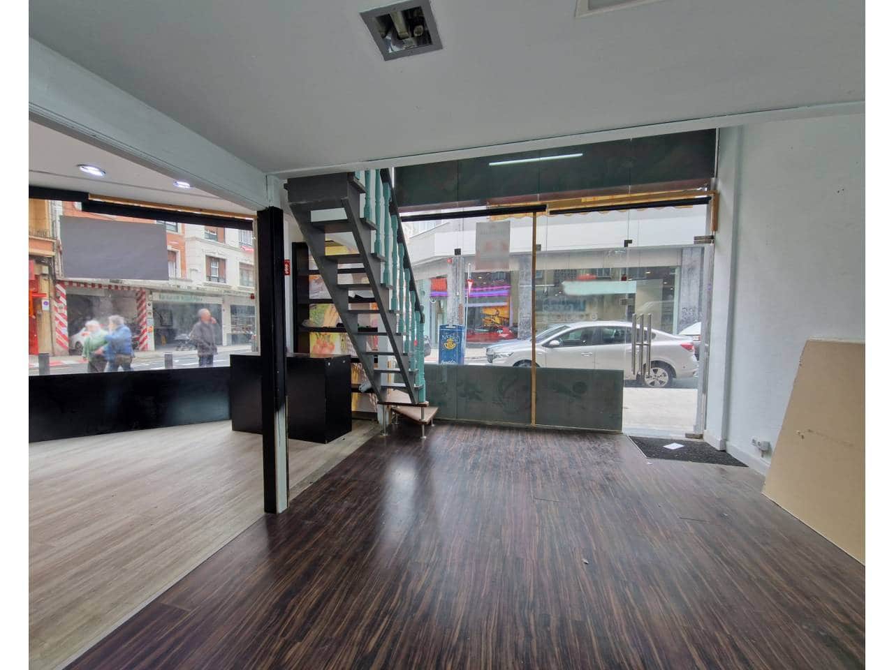 Erhverv til salg i Bilbao - € 350.000 (Ref: 8238161)