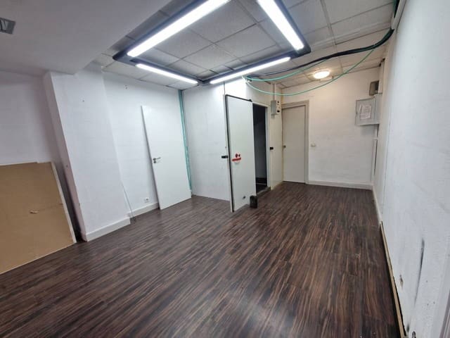 Commercial for sale in Bilbao - € 350,000 (Ref: 8238161)