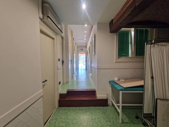 Commercial for rent in Bilbao - € 2,600 (Ref: 8471237)