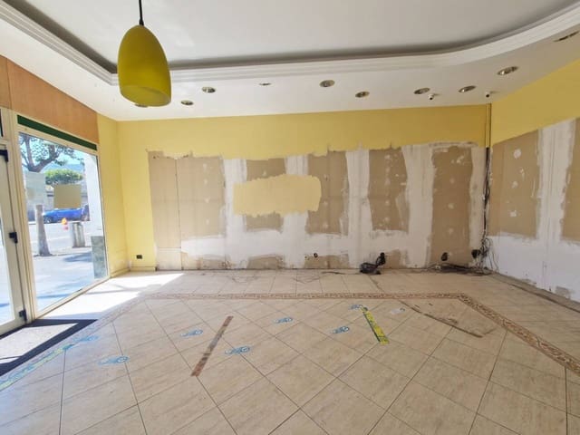 Commercial for rent in Bilbao - € 2,600 (Ref: 8471237)