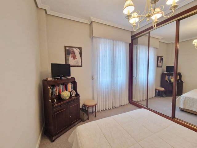 2 soveværelse Lejlighed til leje i Bilbao - € 1.200 (Ref: 8543461)